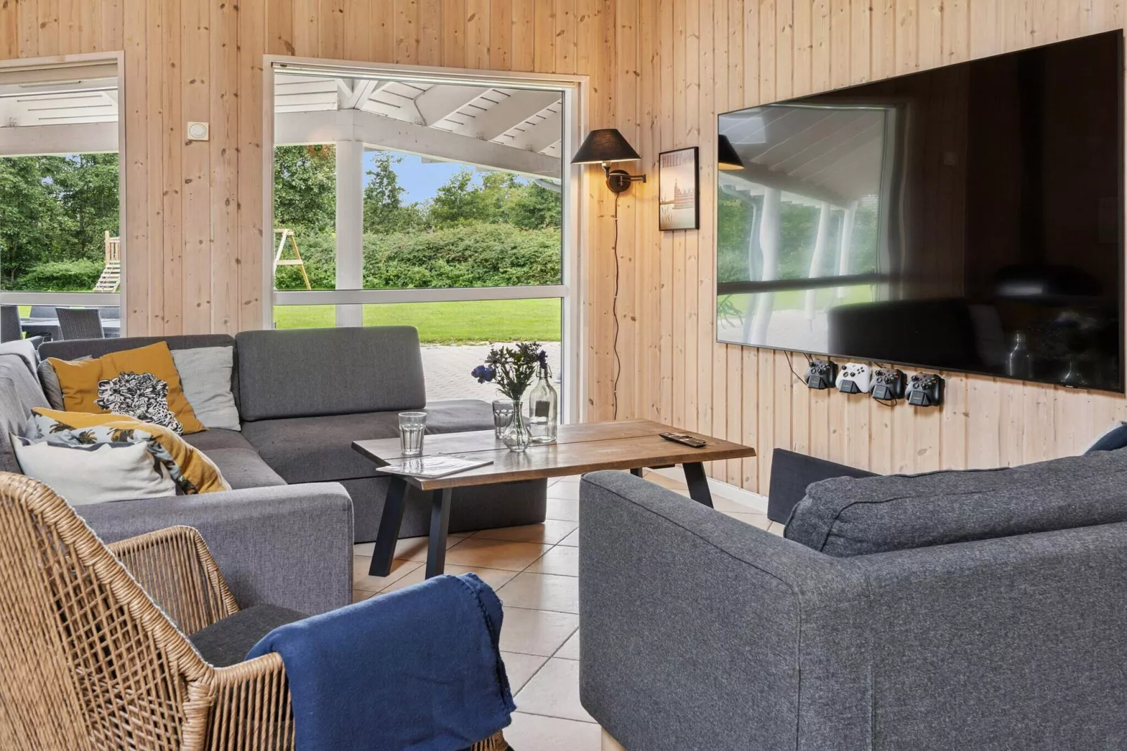 Luxe Zwembadvilla Marielyst -- By Traum Ferienwohnungen-Binnen