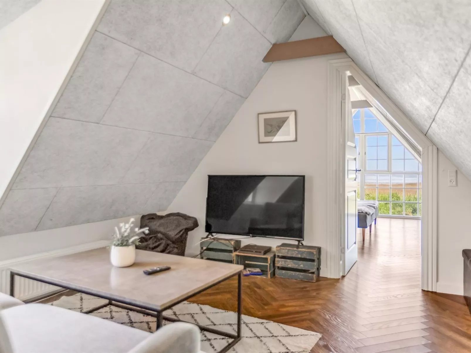 "Narvik" - 4.5km from the sea-Binnen