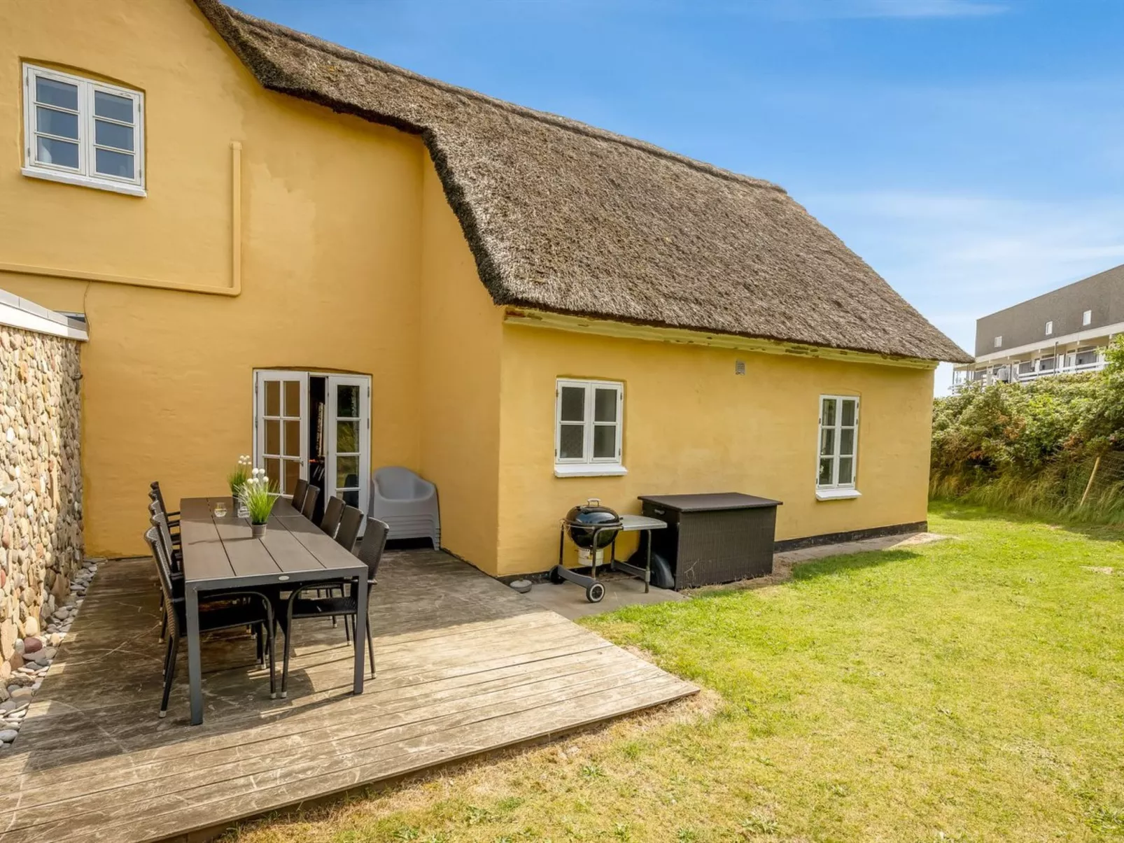 "Urte" -  from the sea-Buiten