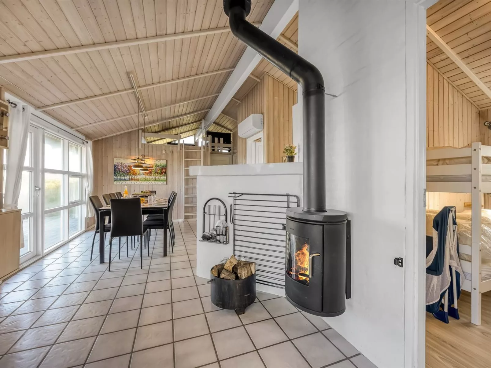 "Adrienne" - 490m from the sea-Binnen