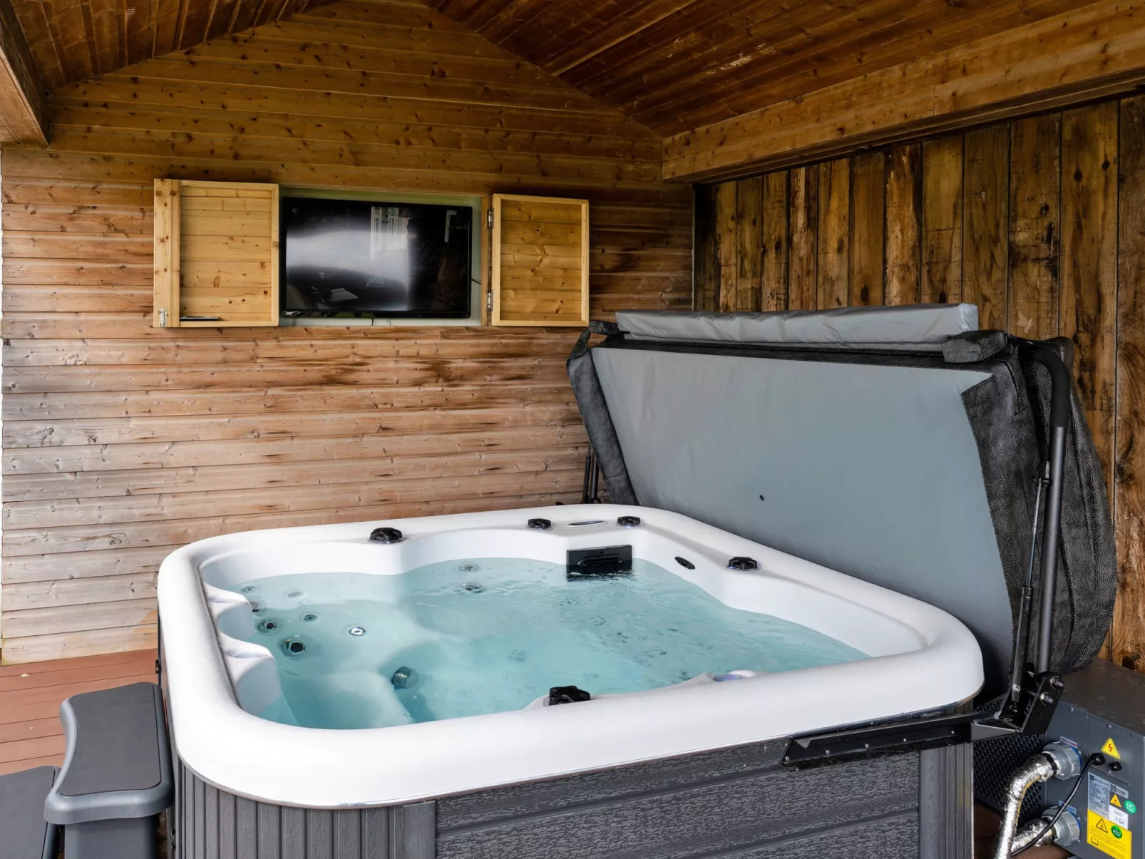 Stone Bow Farmhouse-Buiten