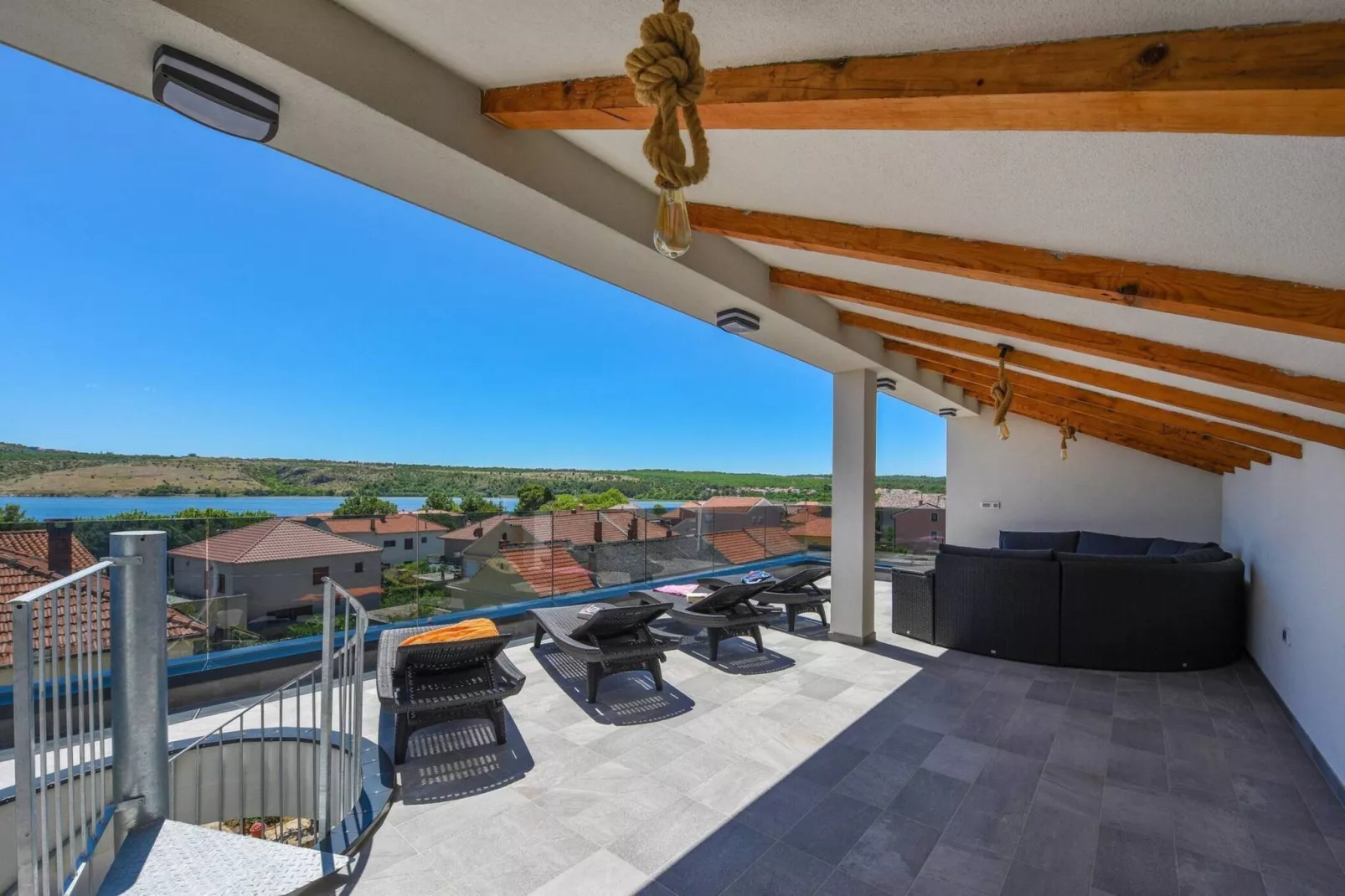 Sea view Villa Possedaria-Terrasbalkon