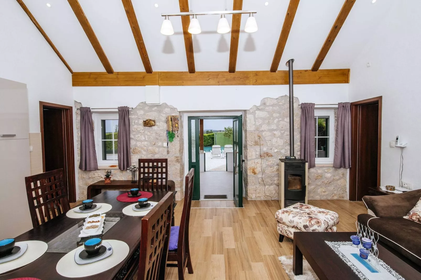 Momo´s Paradise-Eetkamer