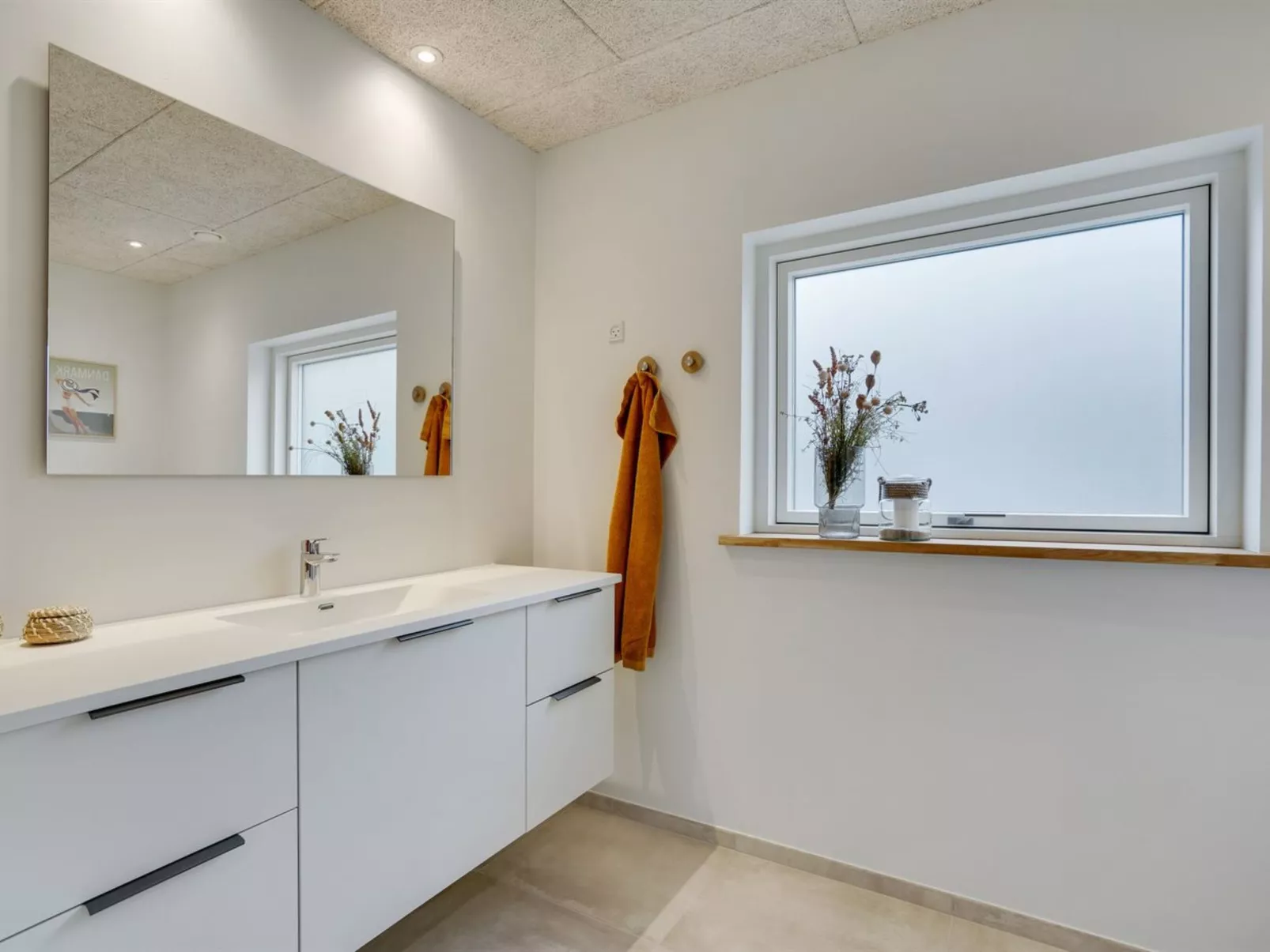 "Menja" - 1.4km from the sea-Binnen