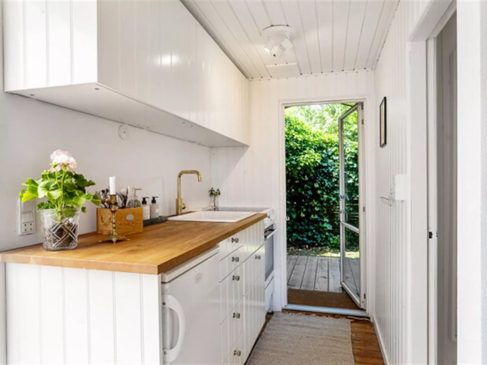 "Lilie" - 150m from the sea-Binnen