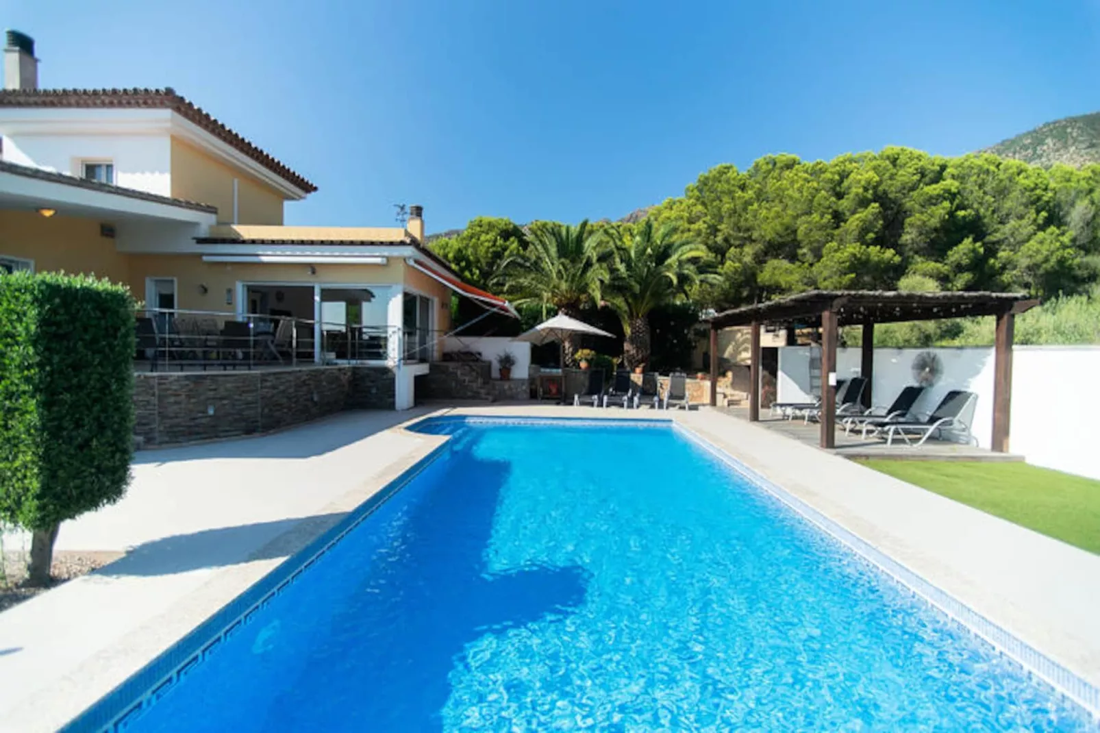 Maison à Palau Saverdera-Niet-getagd