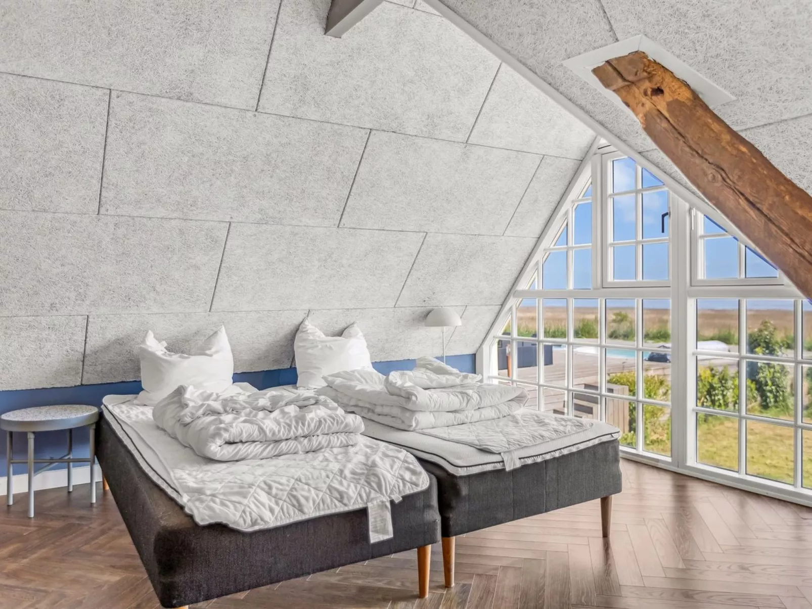 "Narvik" - 4.5km from the sea-Binnen