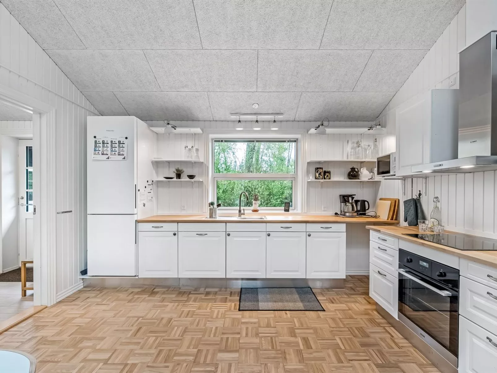 "Veijo" - 400m to the fjord-Binnen