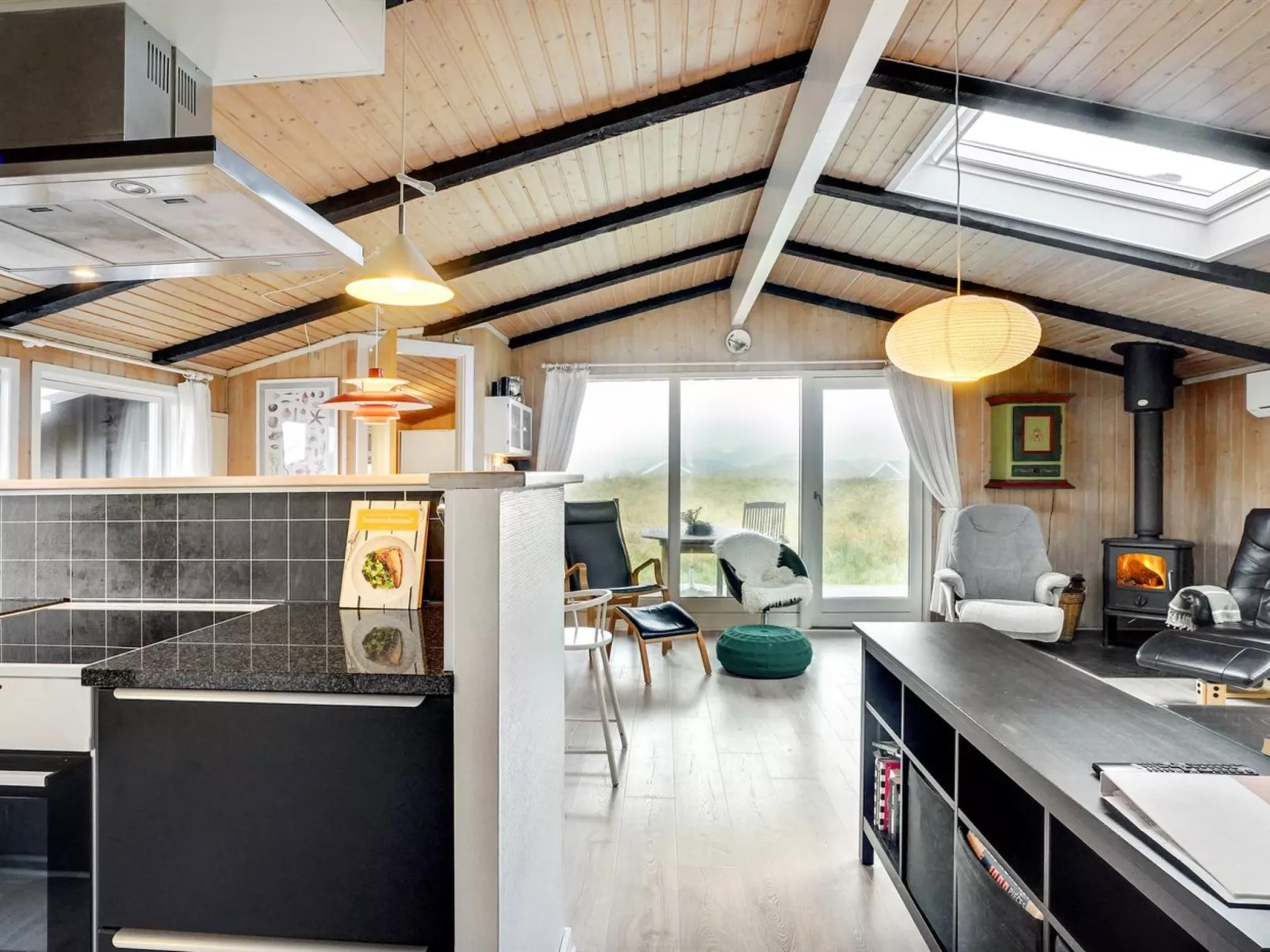 "Friedel" - 150m from the sea-Binnen