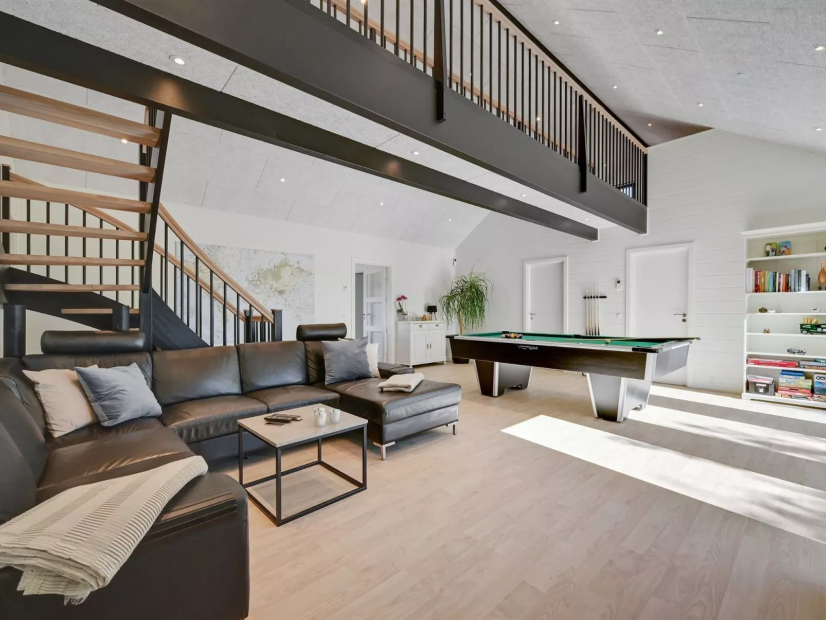 "Tinella" - 250m to the fjord-Binnen