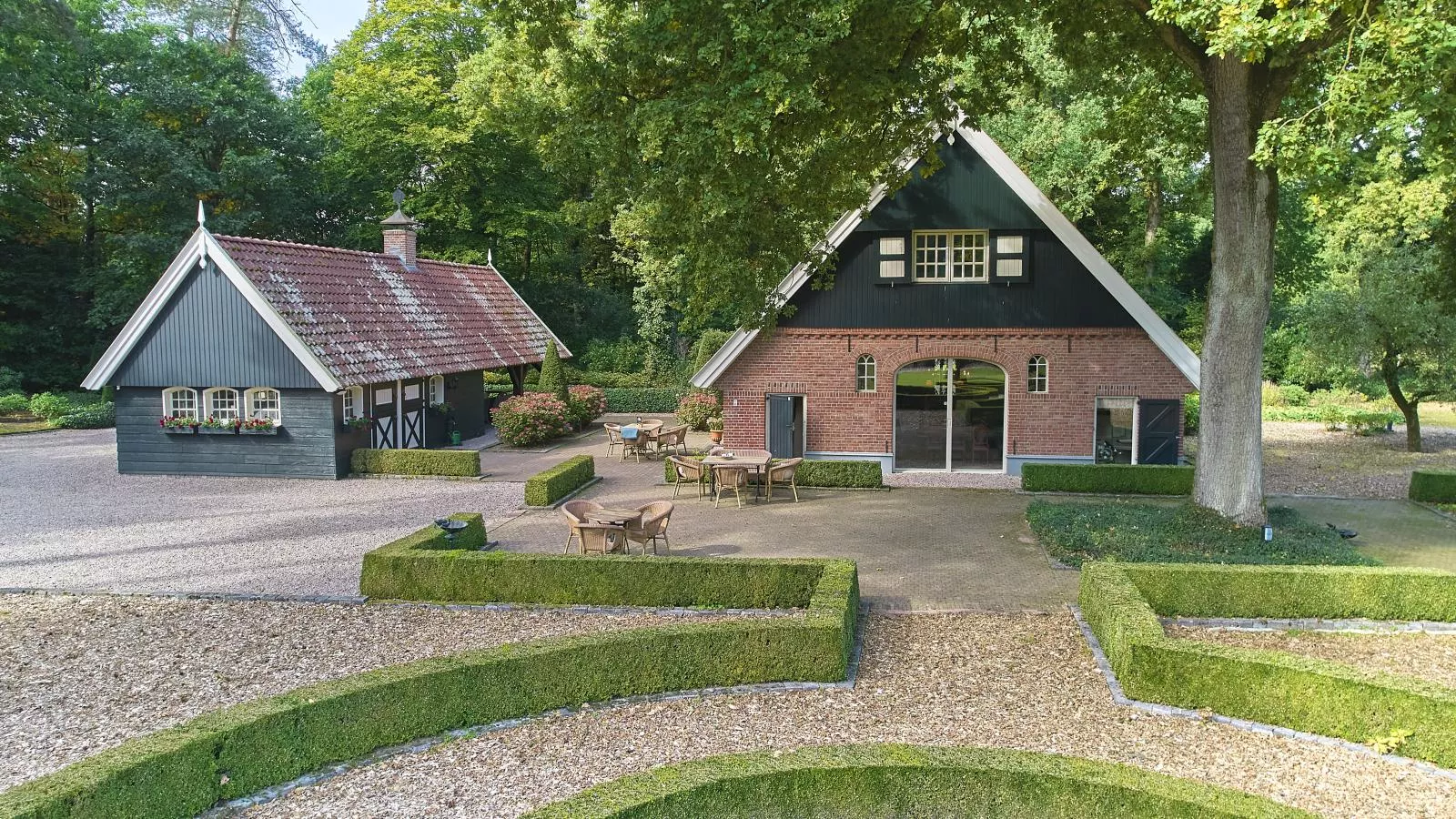 Erve Het Klaashuis-Tuinen zomer