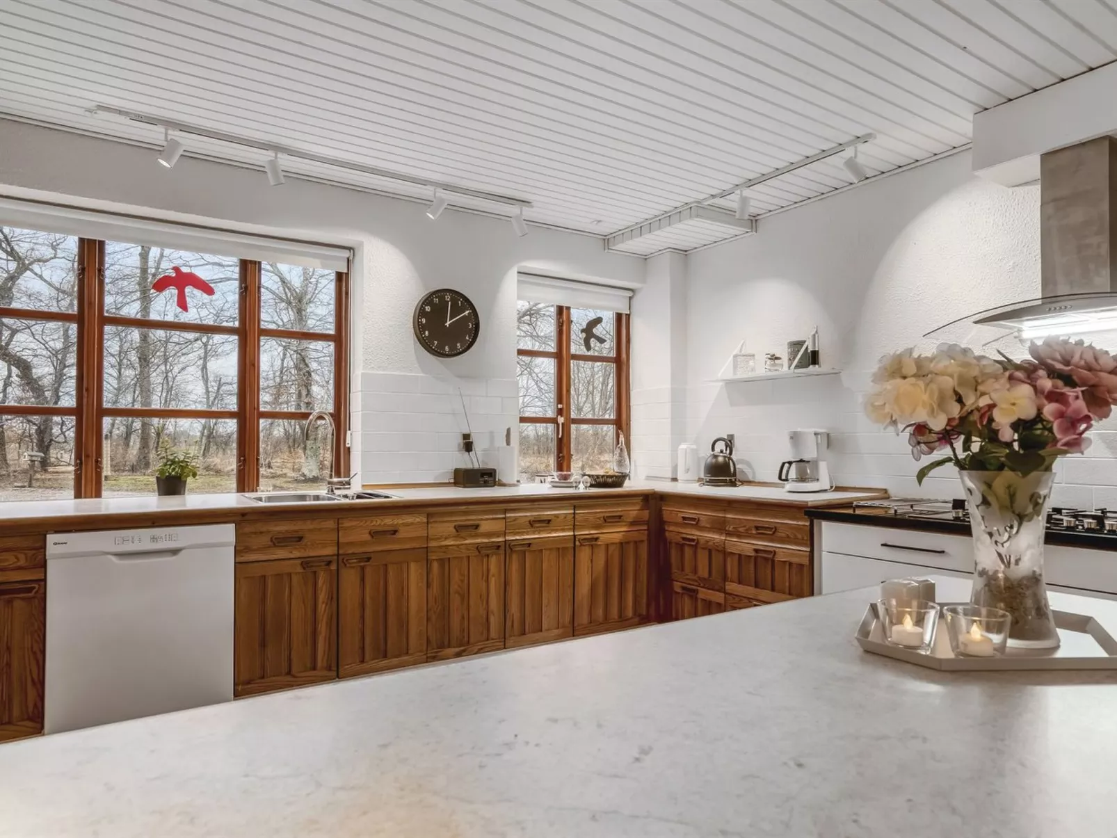 "Eva" - 9km to the fjord-Binnen