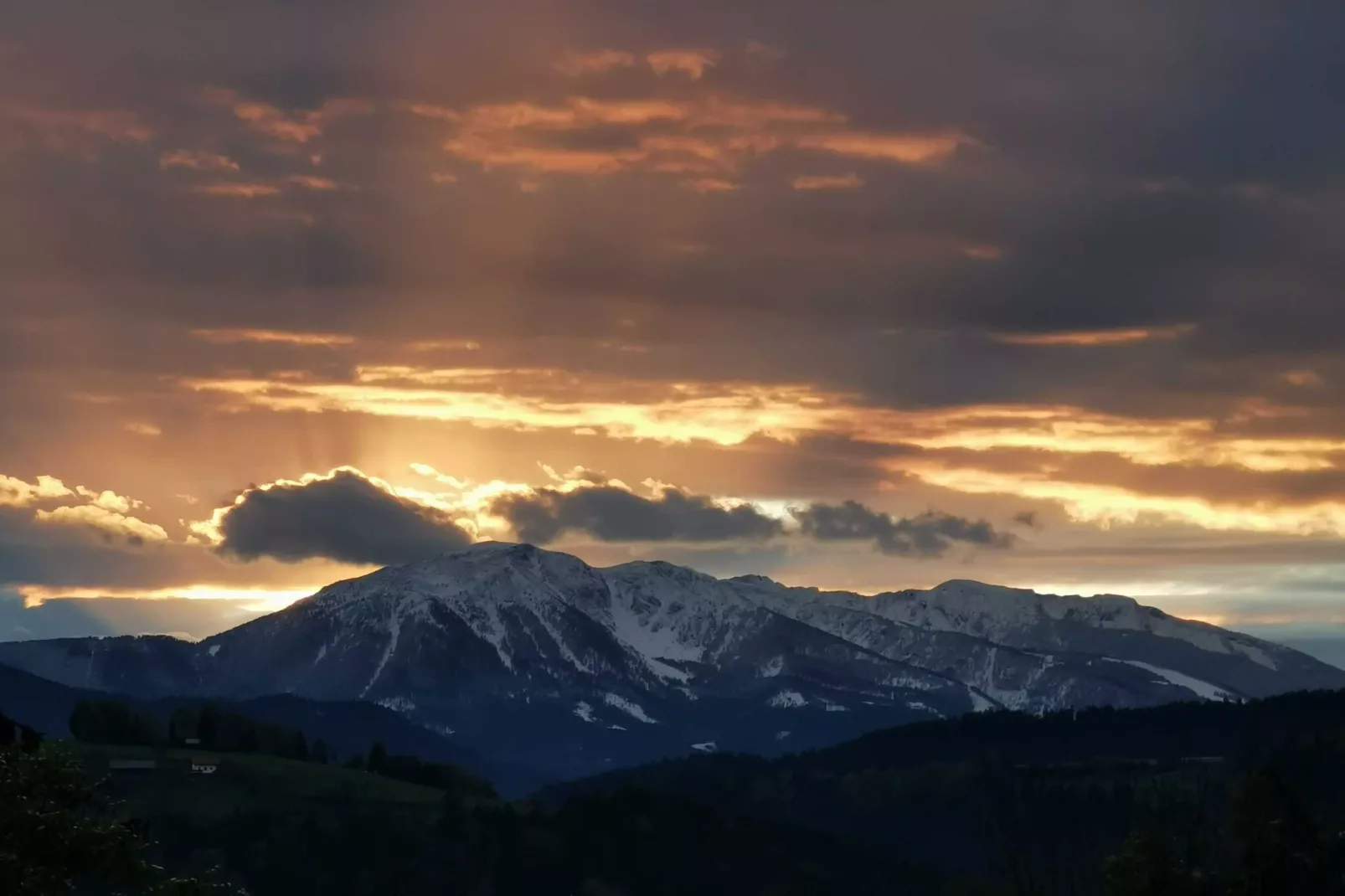 Mountain View Villa with Sauna and Hot-Tub - Three Bedroom Villa with Sauna and Hot-Tub-Uitzicht