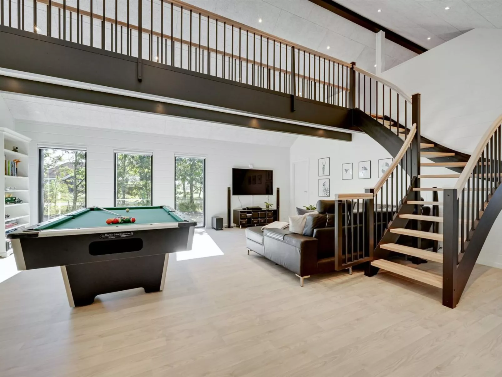 "Tinella" - 250m to the fjord-Binnen