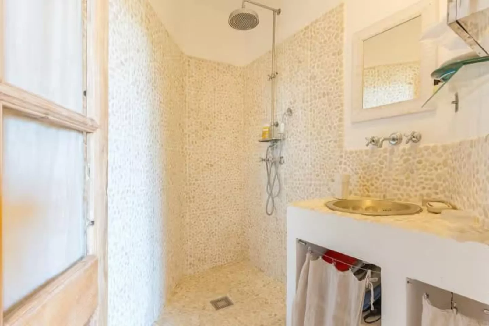 Mas de Corinne-Badkamer