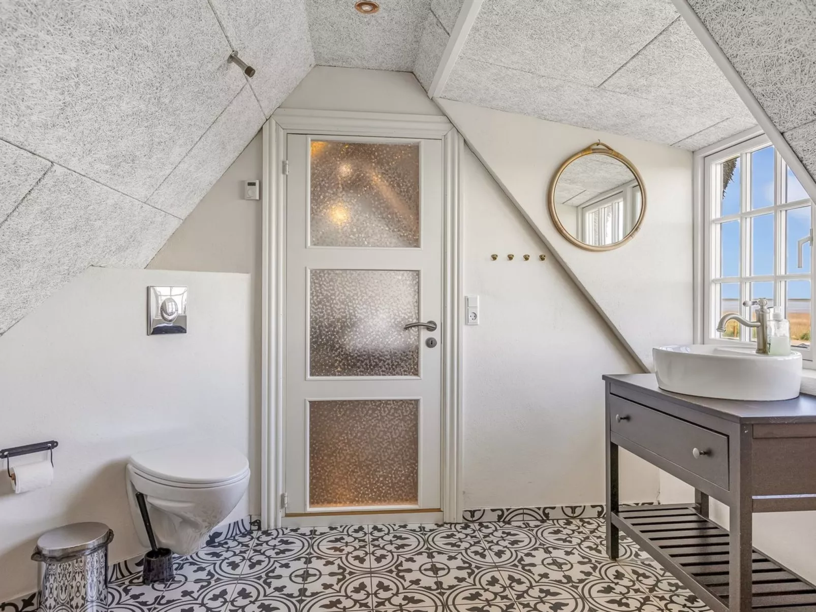 "Narvik" - 4.5km from the sea-Binnen