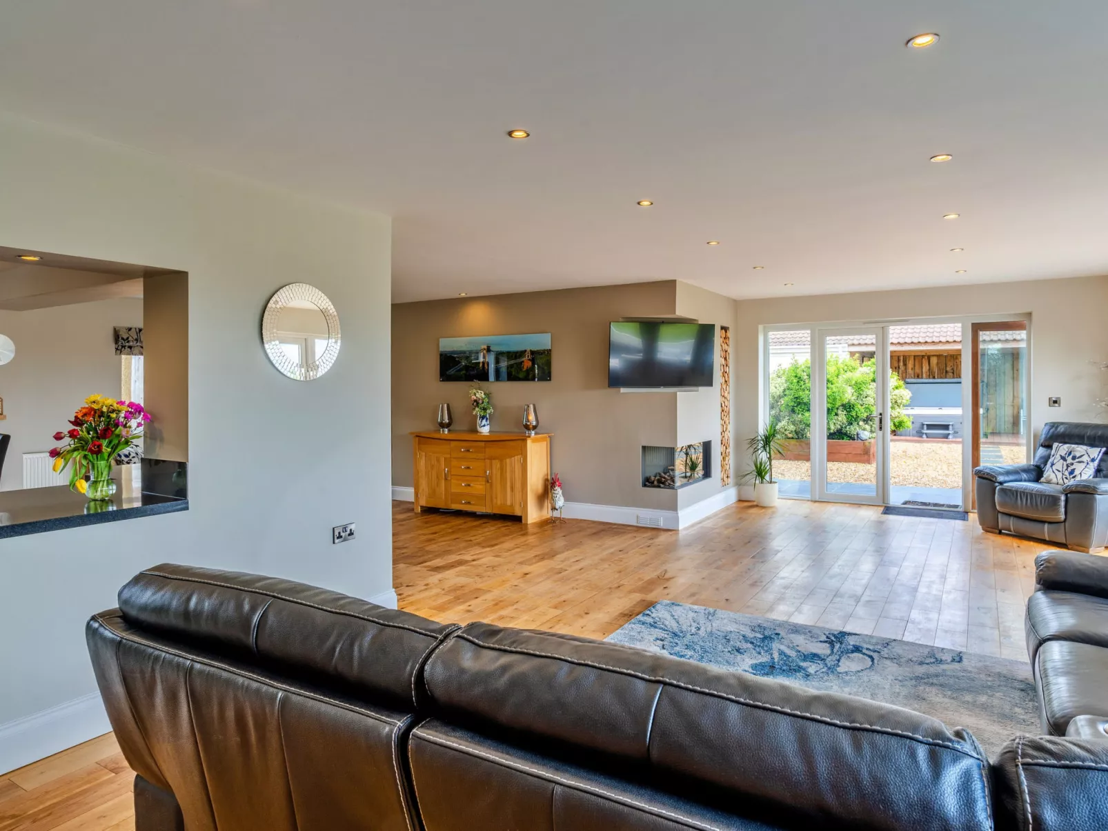 Stone Bow Farmhouse-Binnen