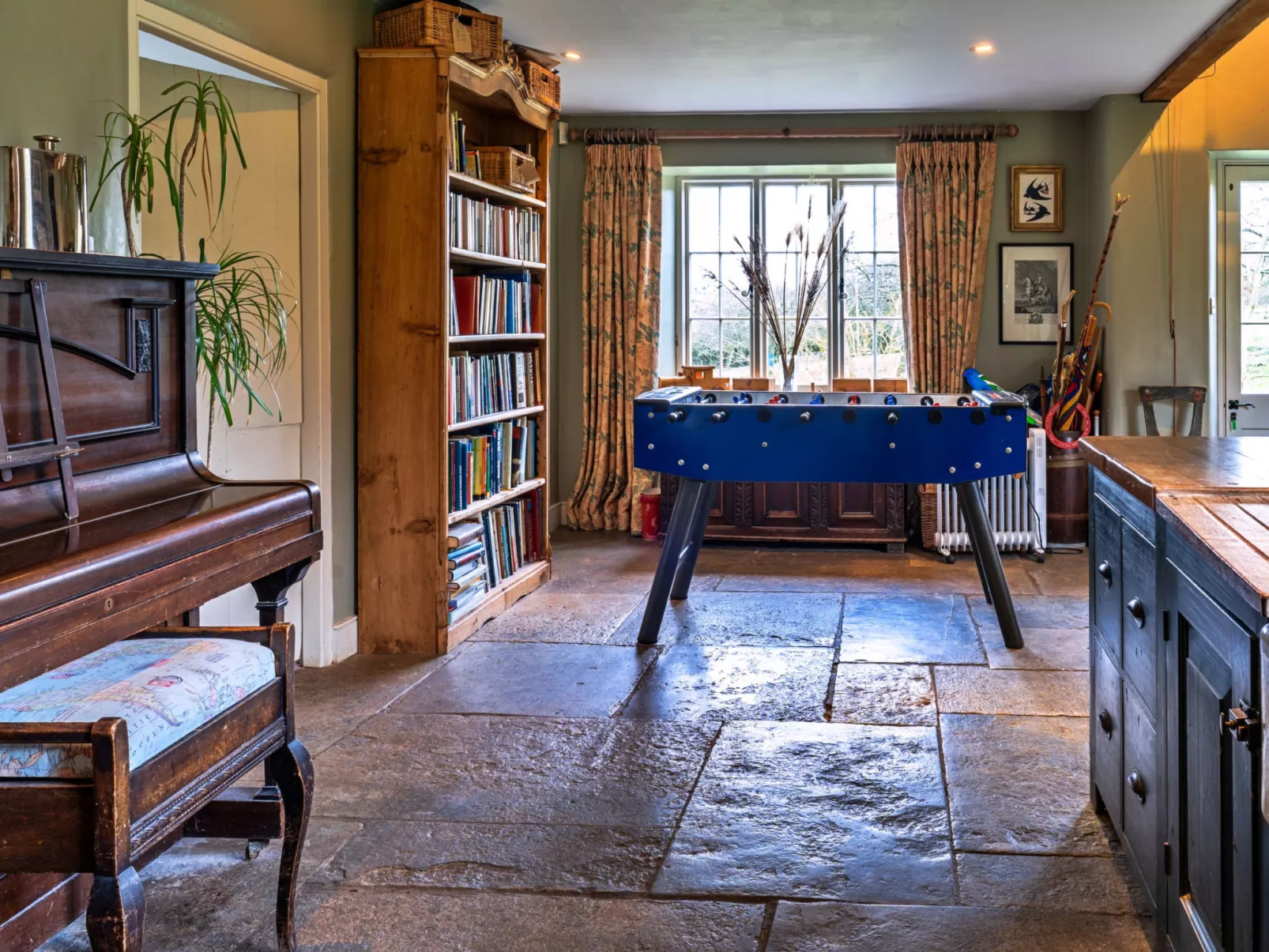 New Park Farm-Binnen