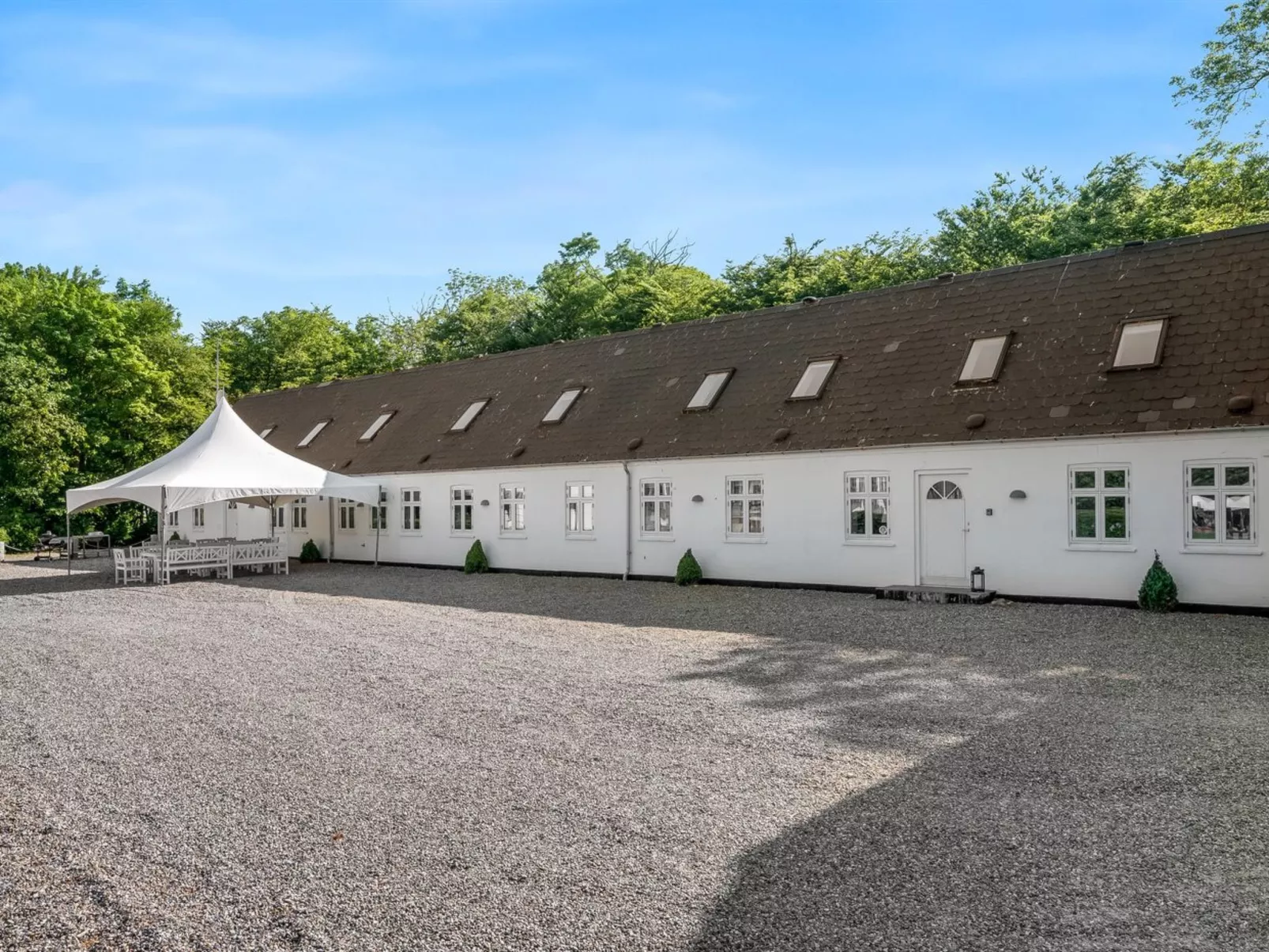 "Edine" - 4.5km from the sea-Buiten