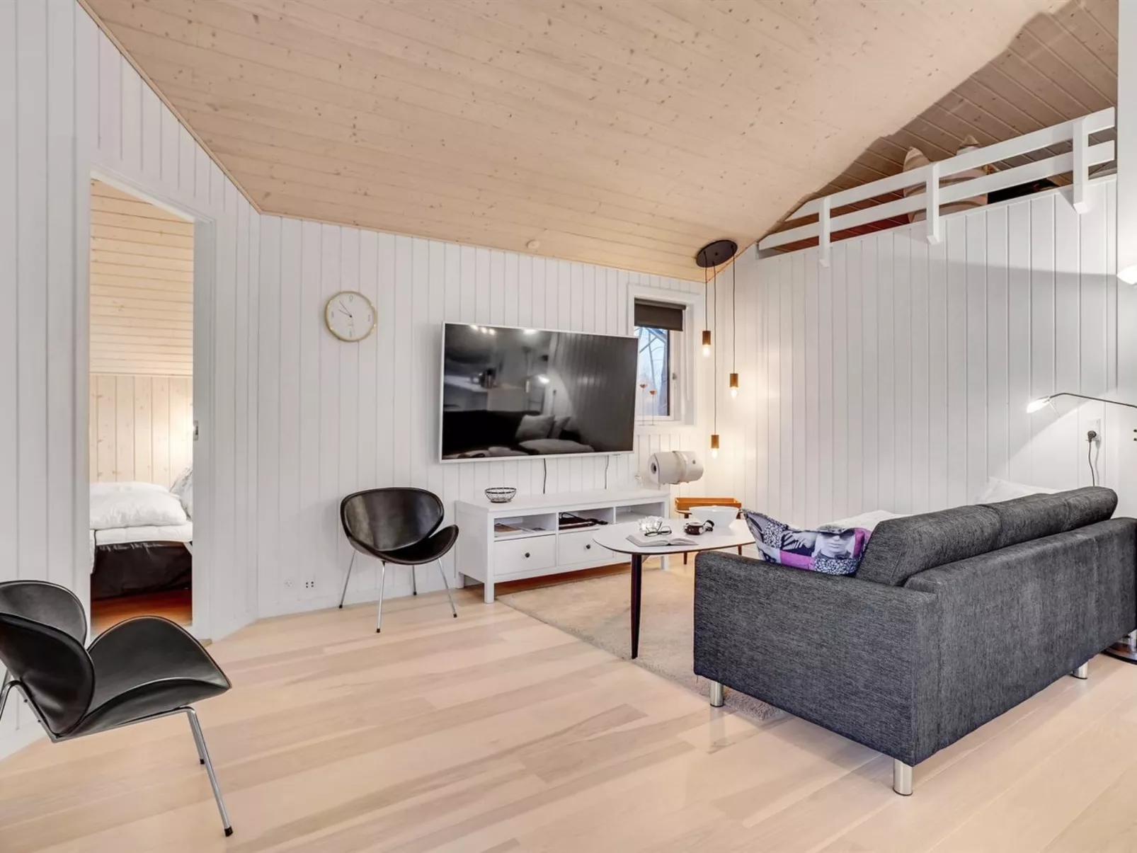 "Thora" - 800m from the sea-Binnen