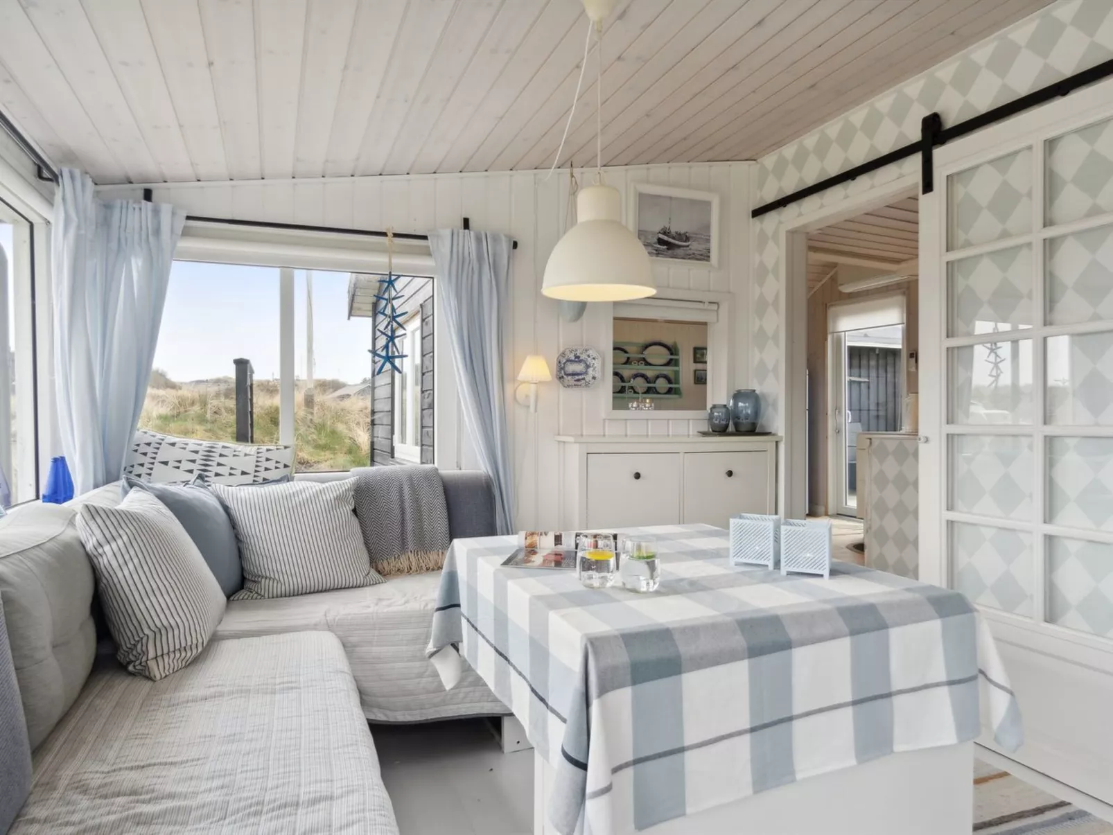 "Aruna" - 200m from the sea-Binnen