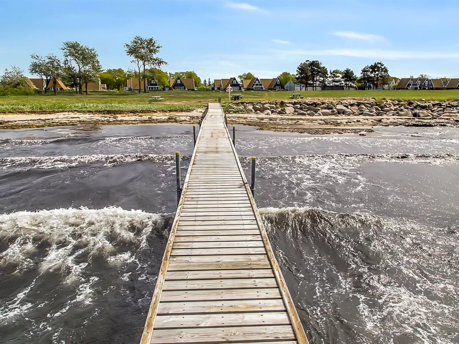 "Stacie" - 10m from the sea-Buiten