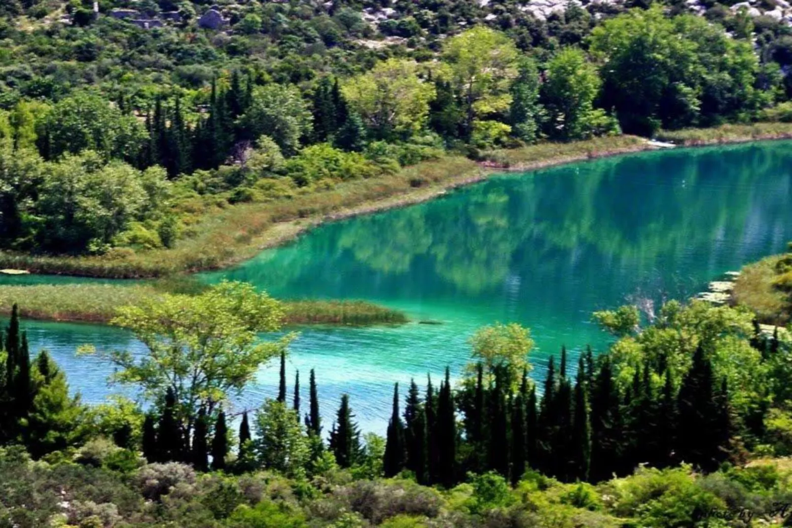 One-Bedroom Apartment With Lake View-Uitzicht