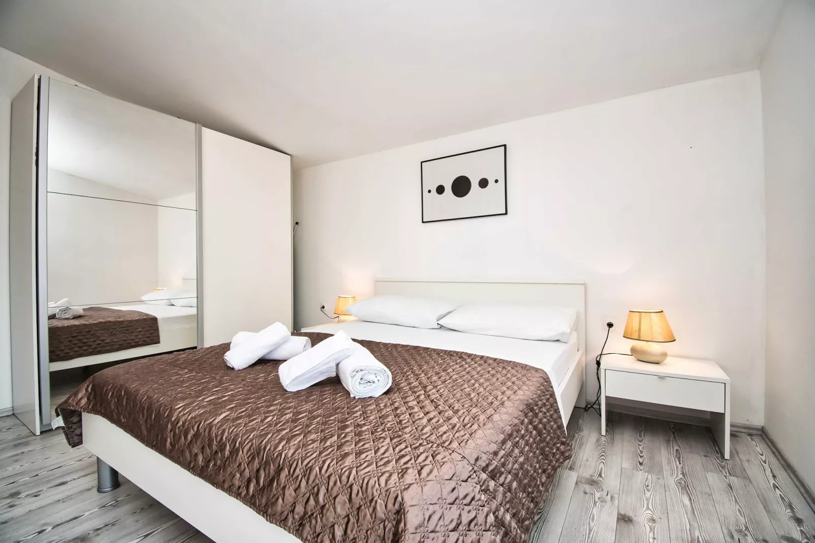 Apartment Visocane with private pool-Slaapkamer