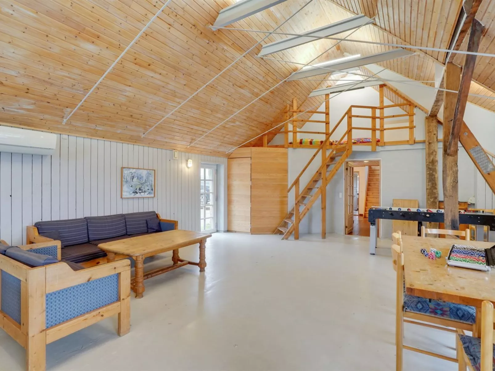 "Answald" - 250m from the sea-Binnen