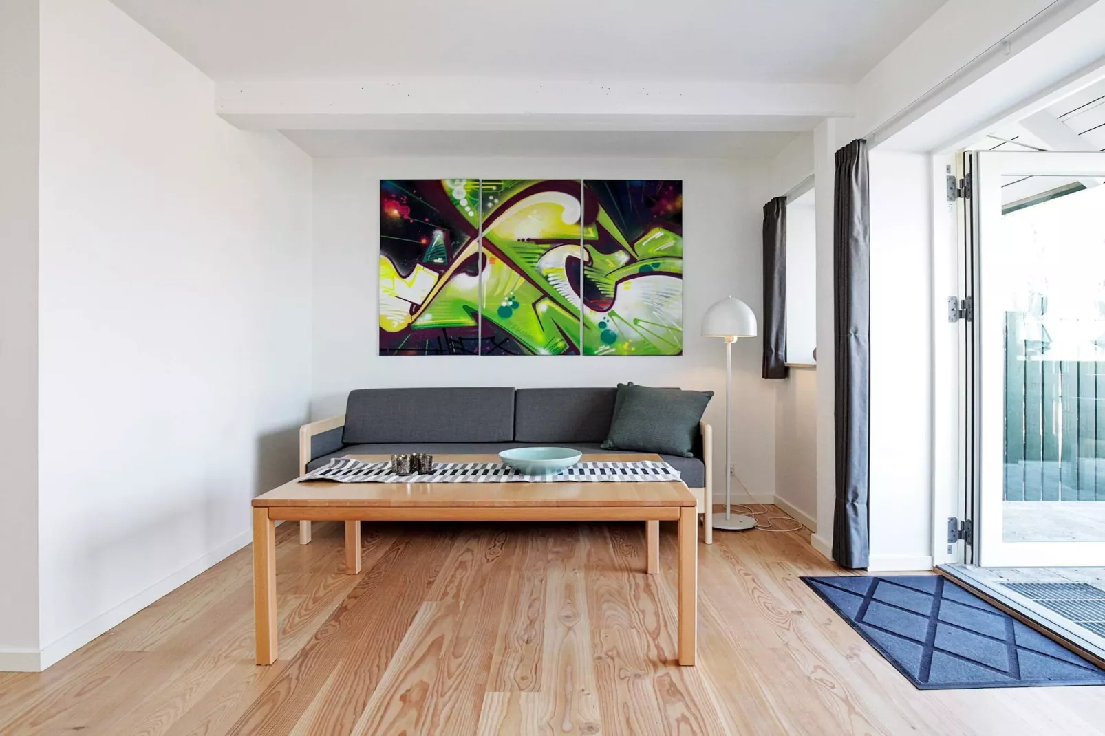 3 rooms app.,2stories,bay view,PLUS-Binnen