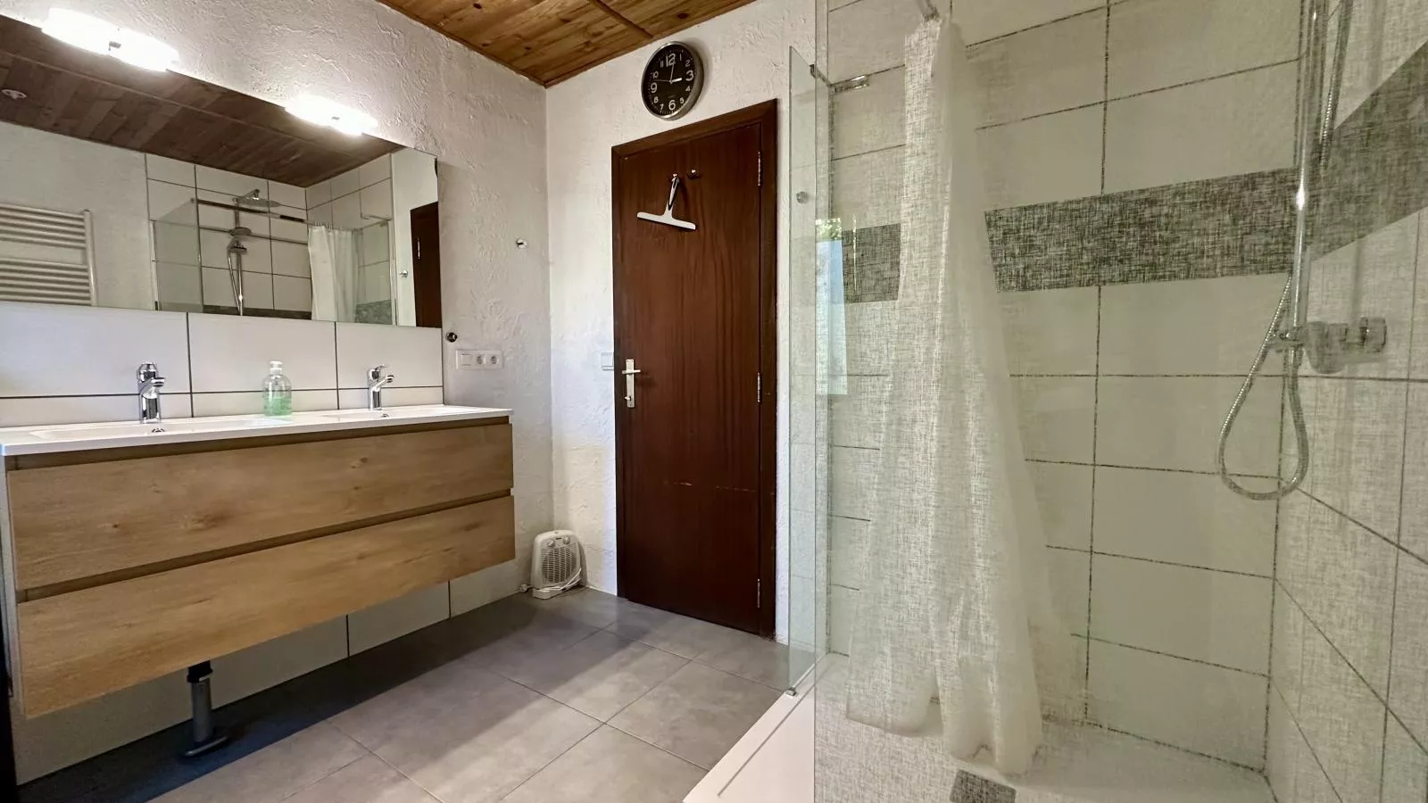 Boogie House-Badkamer