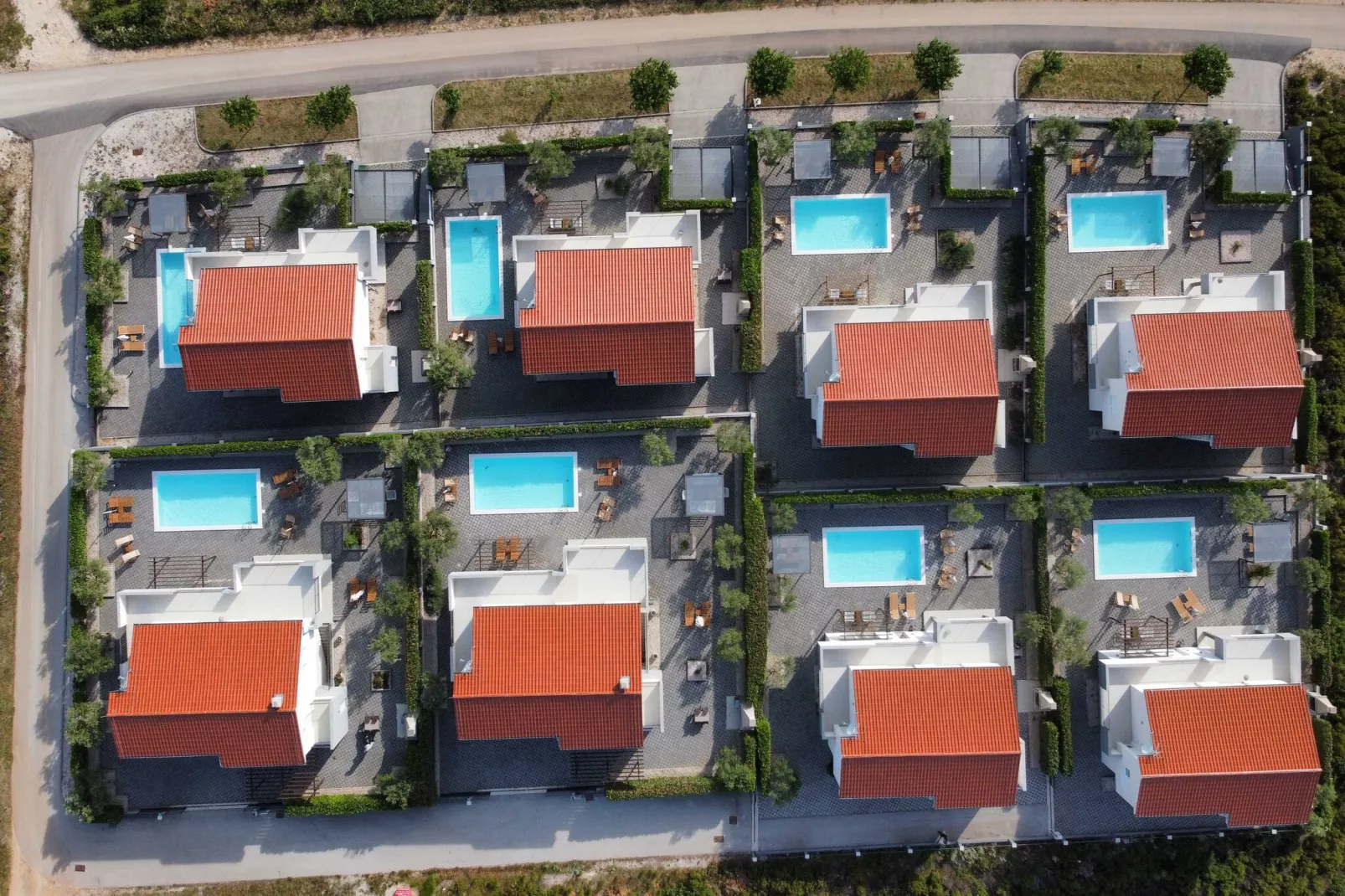 Luxury Escape with Swimming Pool & Modern Design - Superior Four Bedroom Villa with Private Pool ( Villa 2)-Buitenlucht