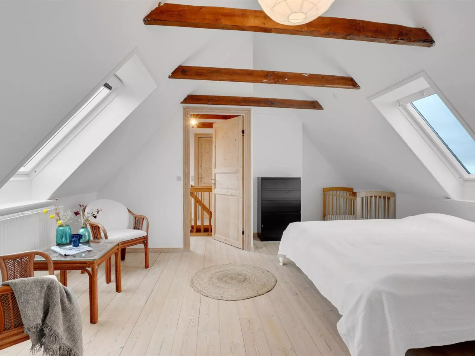 "Thorge" - 75m to the fjord-Binnen