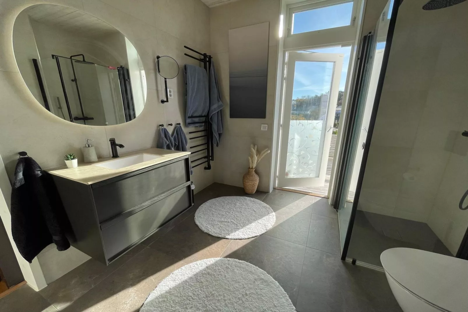 Kustwoning in Sandvik met zwembad-Binnen