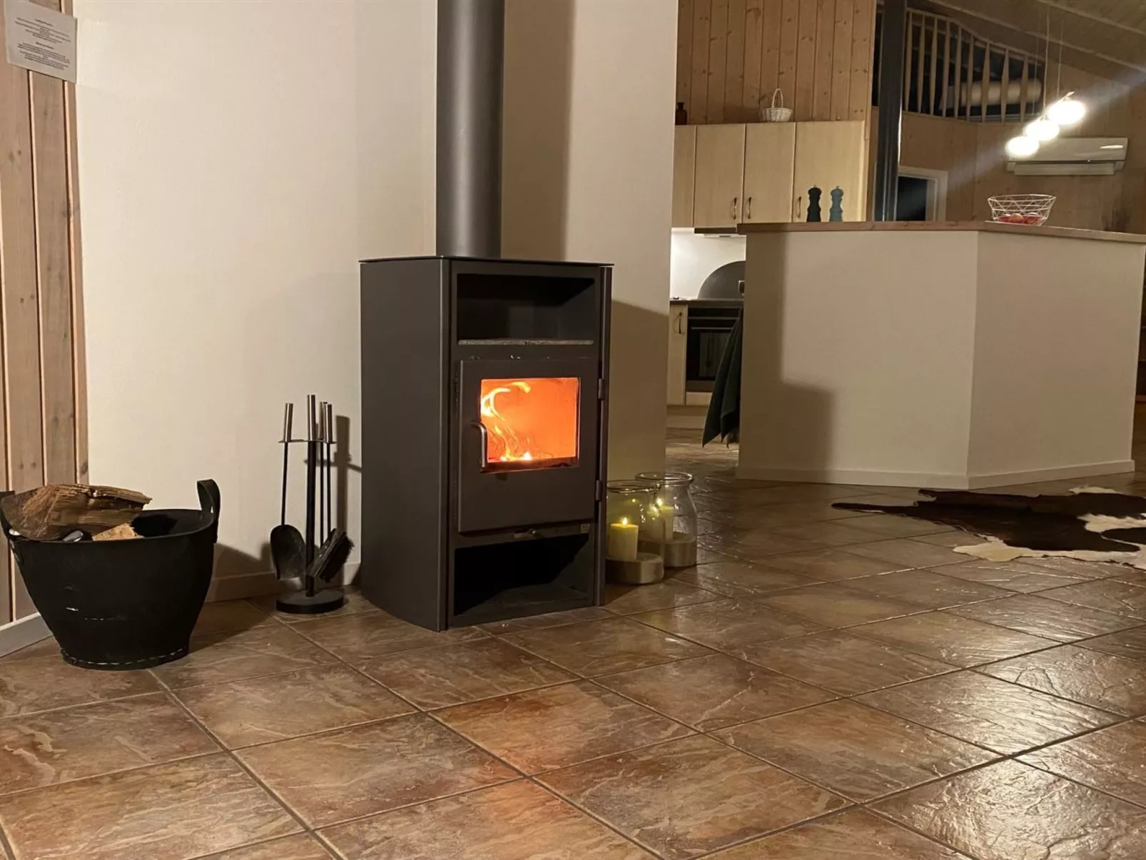 "Orpah" - 2.5km from the sea-Binnen