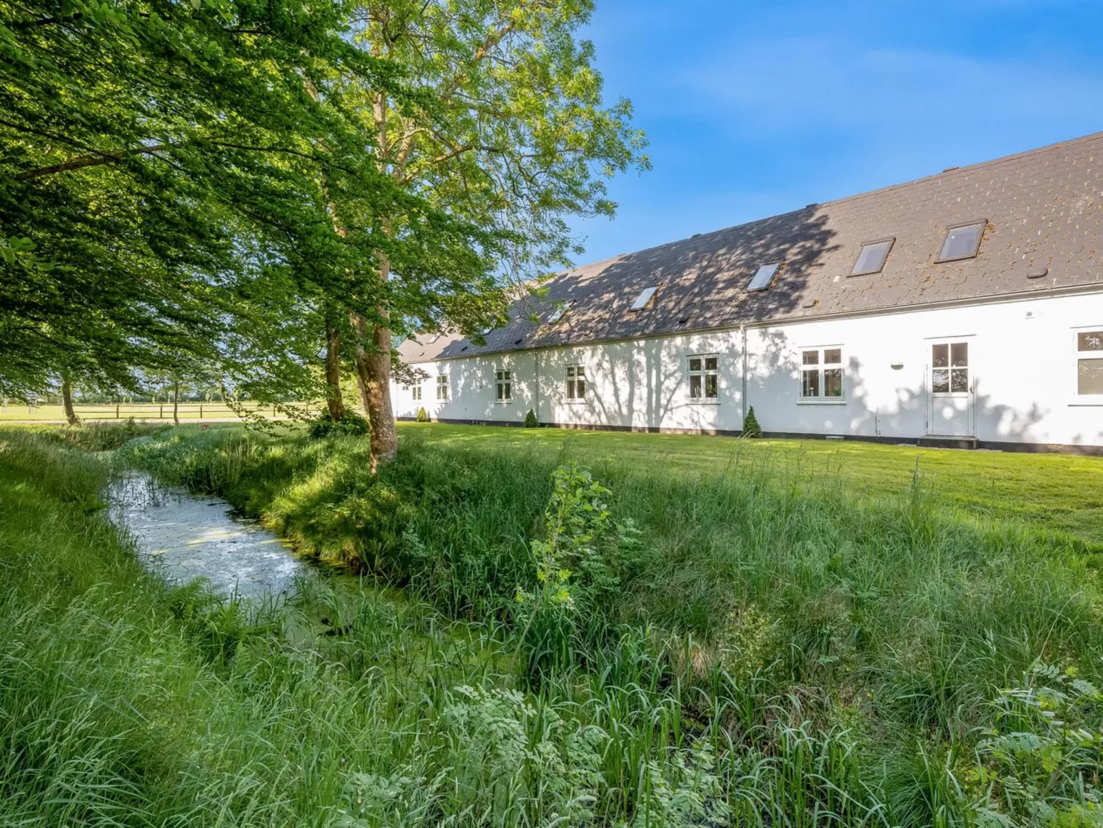 "Eini" - 4.5km from the sea-Buiten