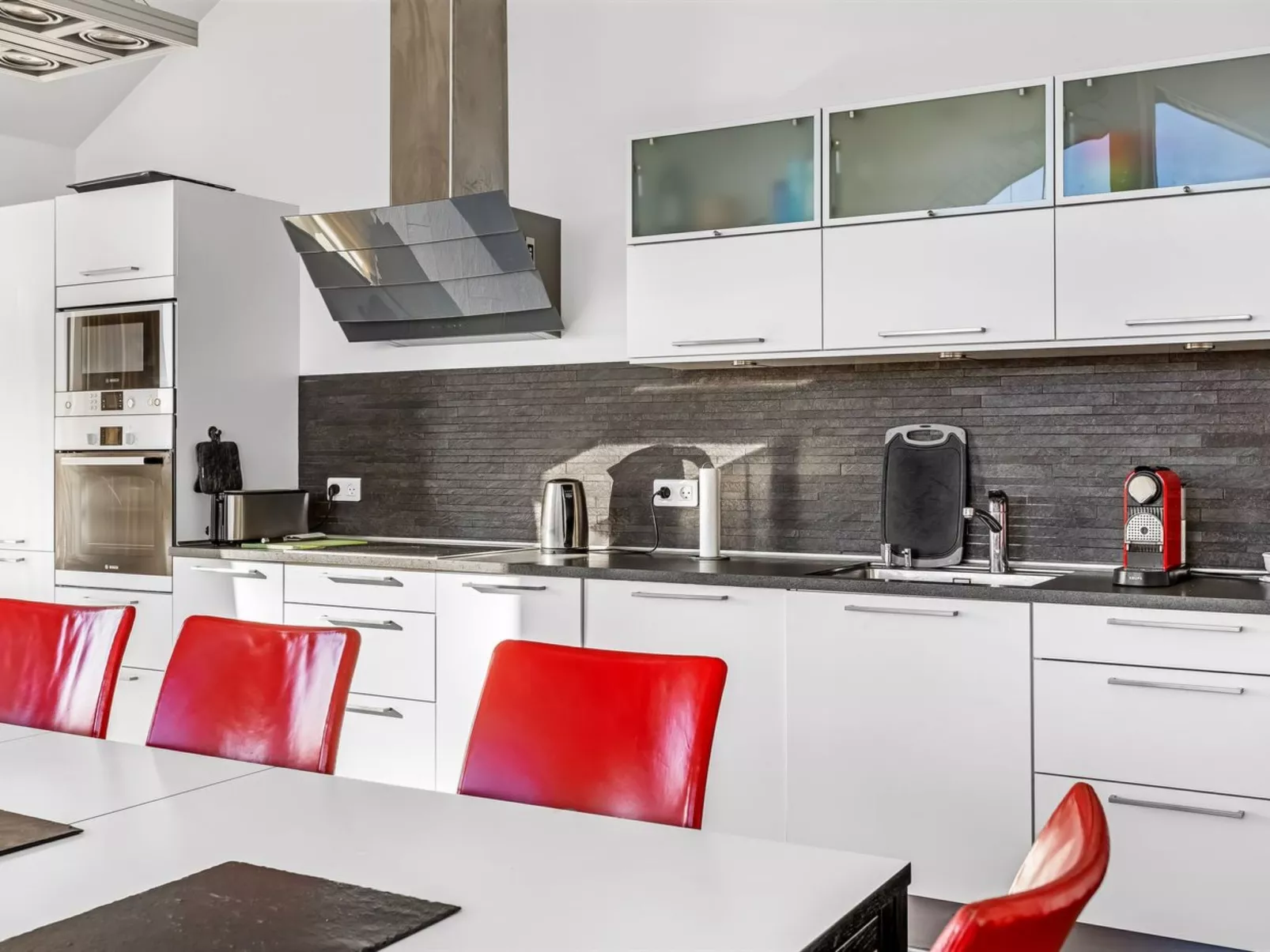 "Rudolf" - 95m from the sea-Binnen