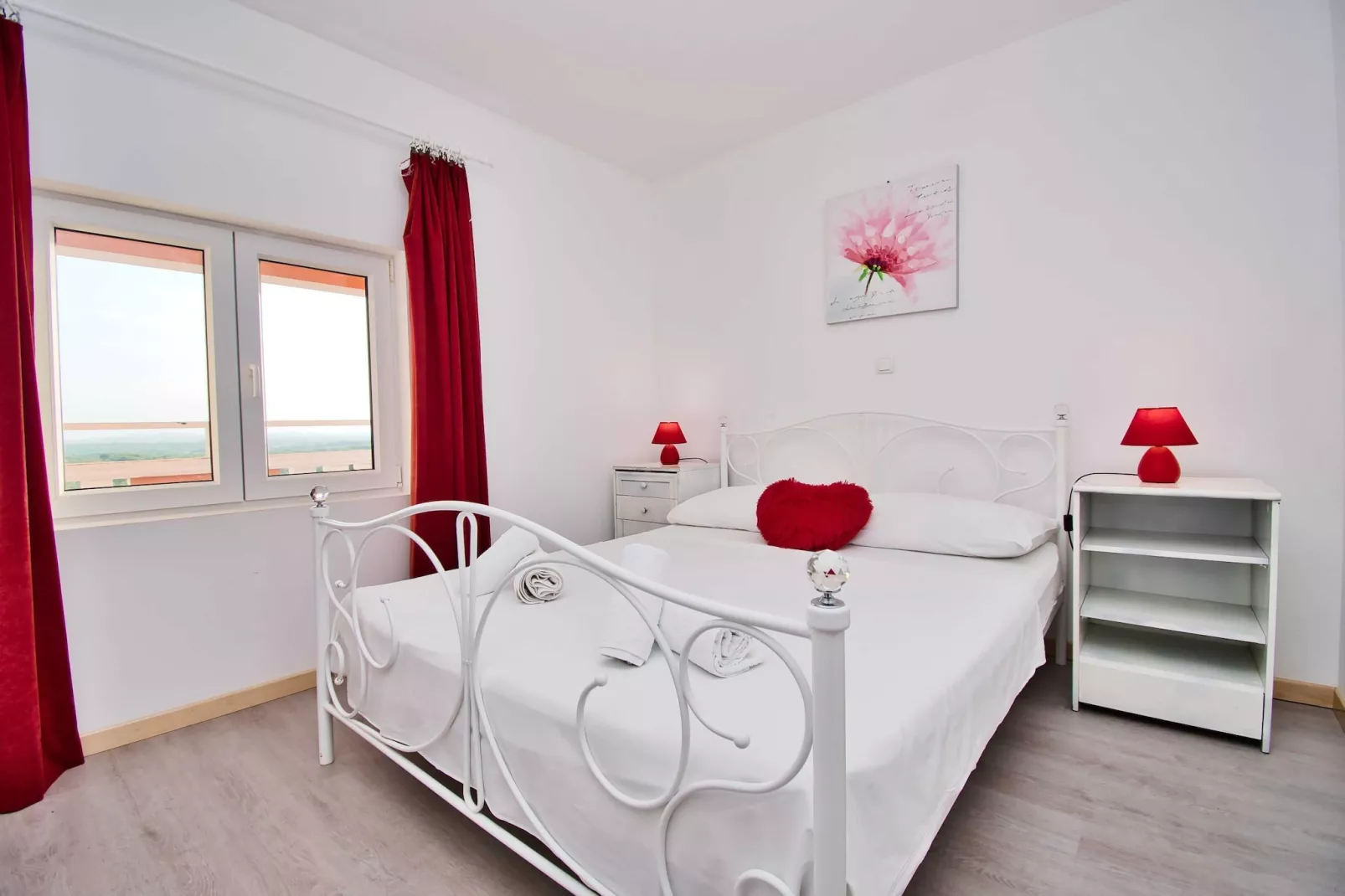 Apartment Visocane with private pool-Slaapkamer