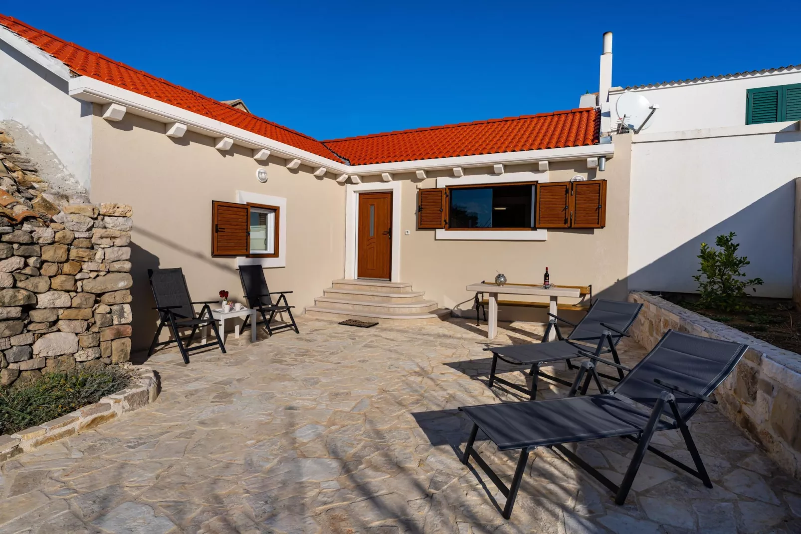 Holiday home Fortica-Terrasbalkon