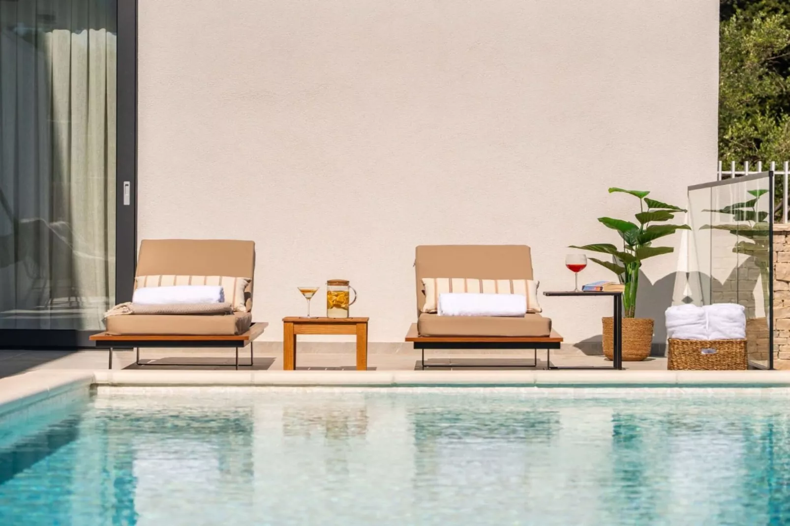 Holiday Home Good Life-Zwembad