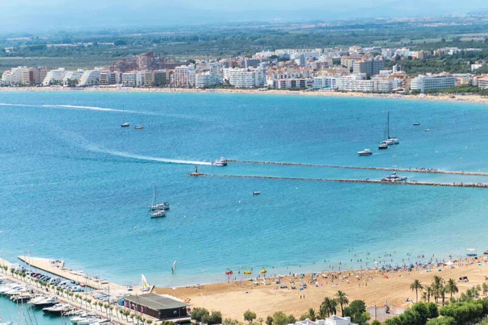 Maison à Roses-Niet-getagd