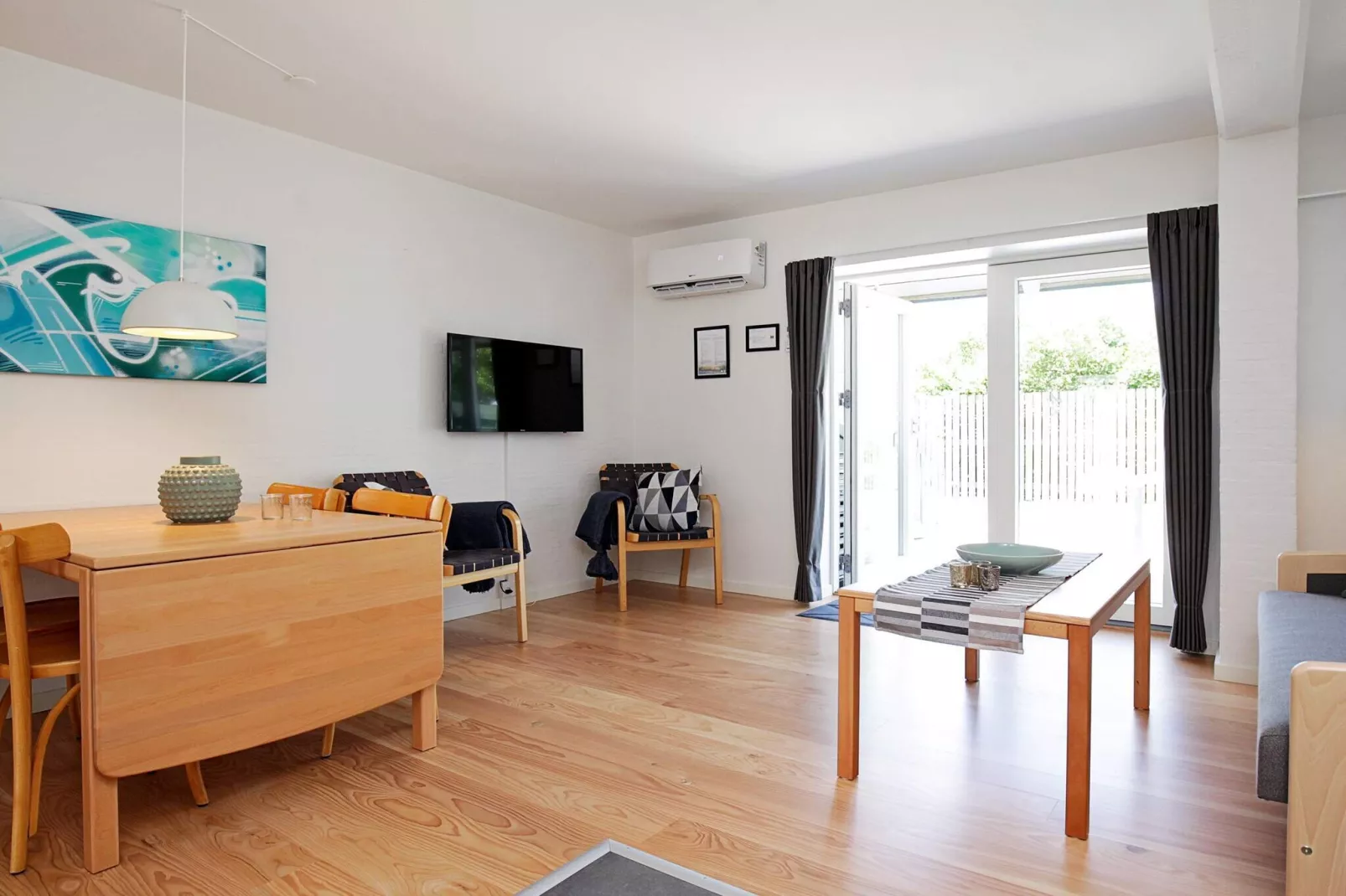 3 rooms app.,2stories,bay view,PLUS-Binnen
