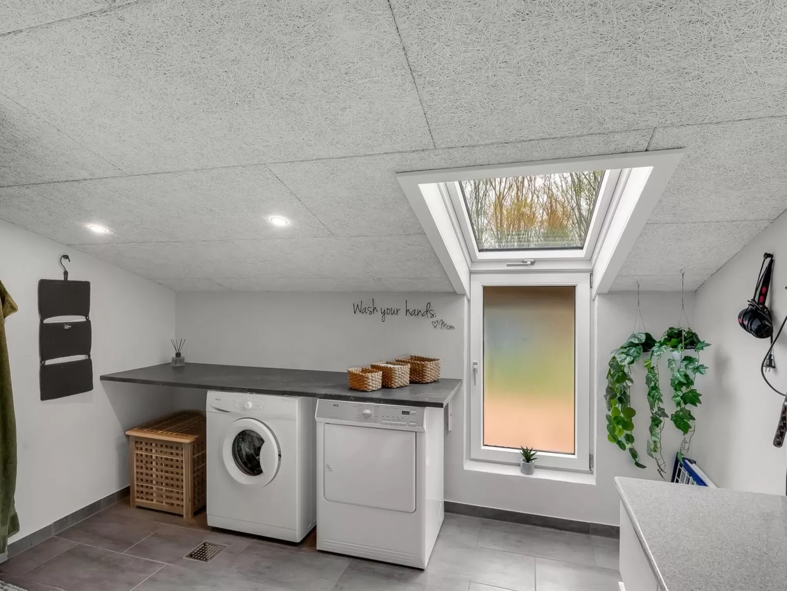 "Ronja" - 100m to the fjord-Binnen