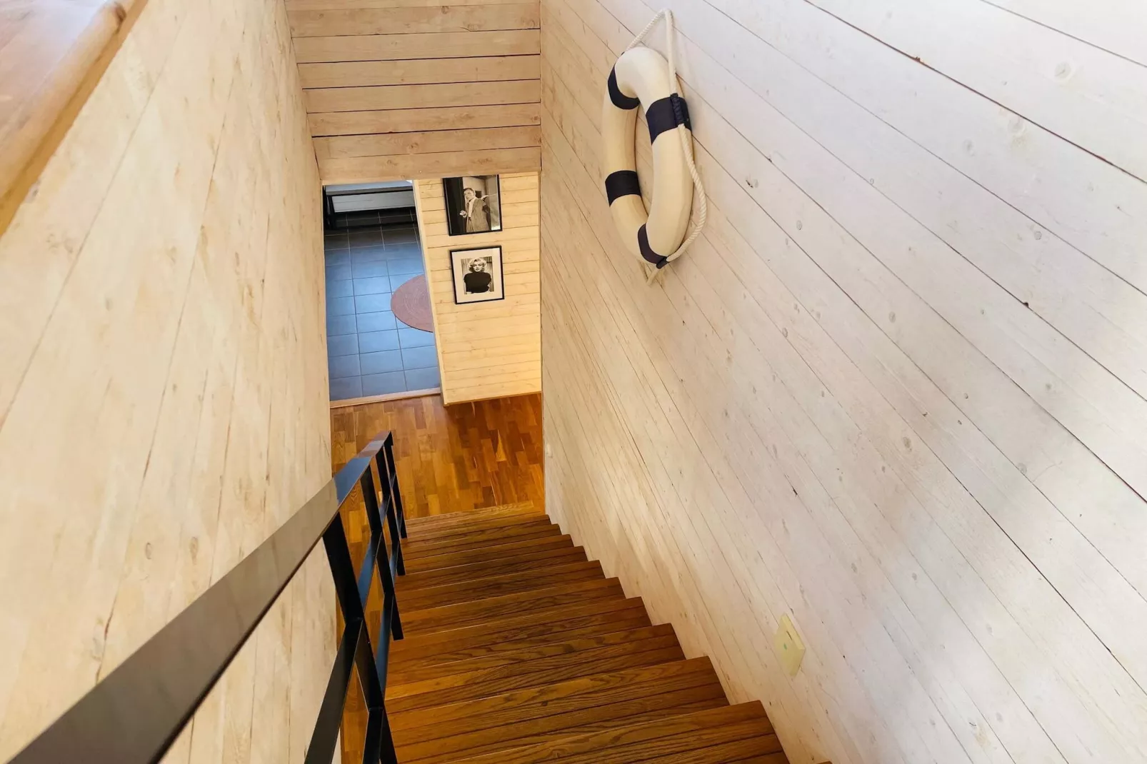 Kustwoning in Sandvik met zwembad-Binnen