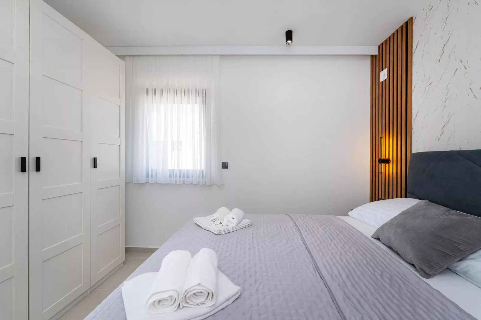 Sea view apartment LaMag-Slaapkamer