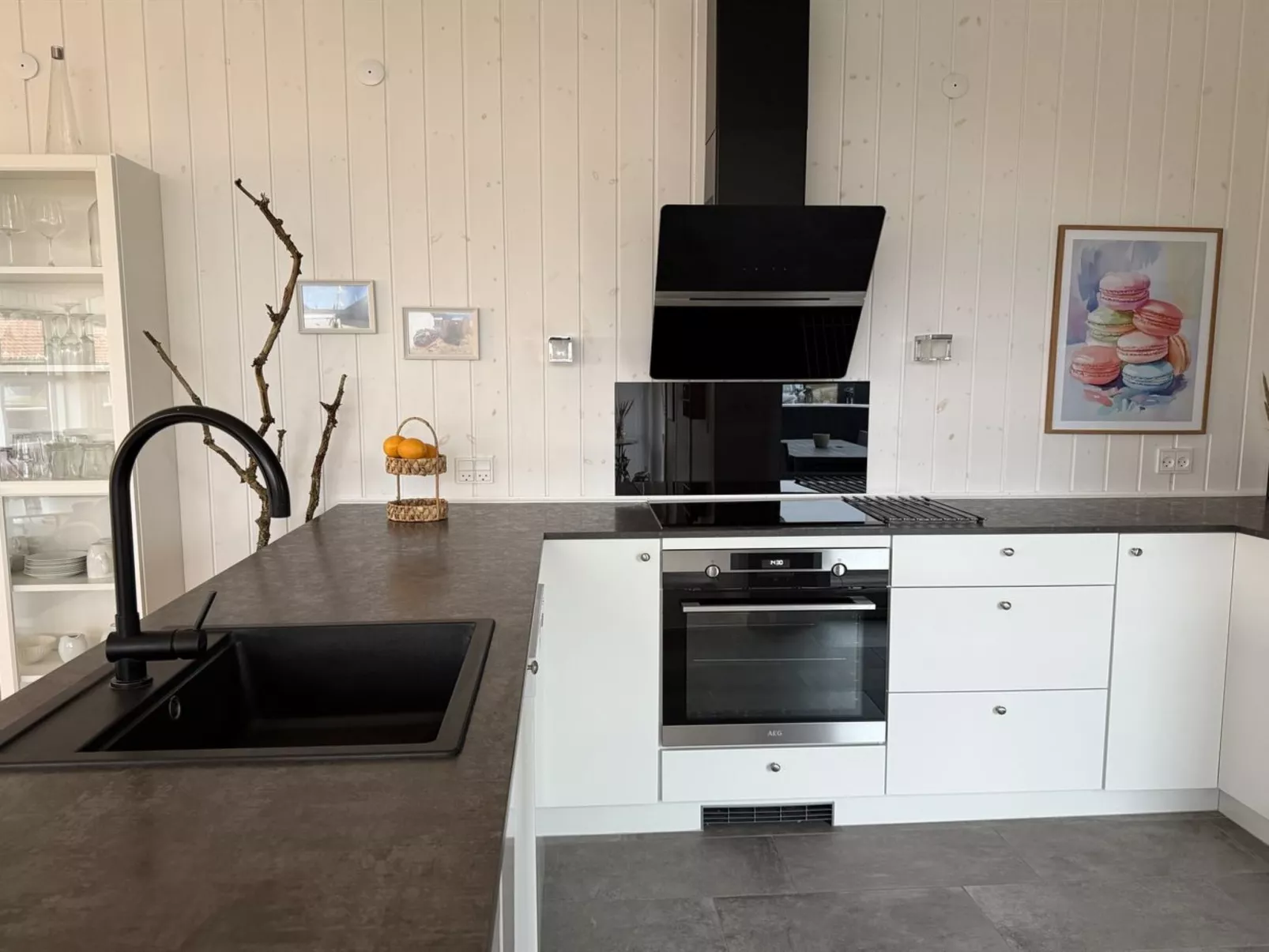 "Mauri" - 350m from the sea-Binnen