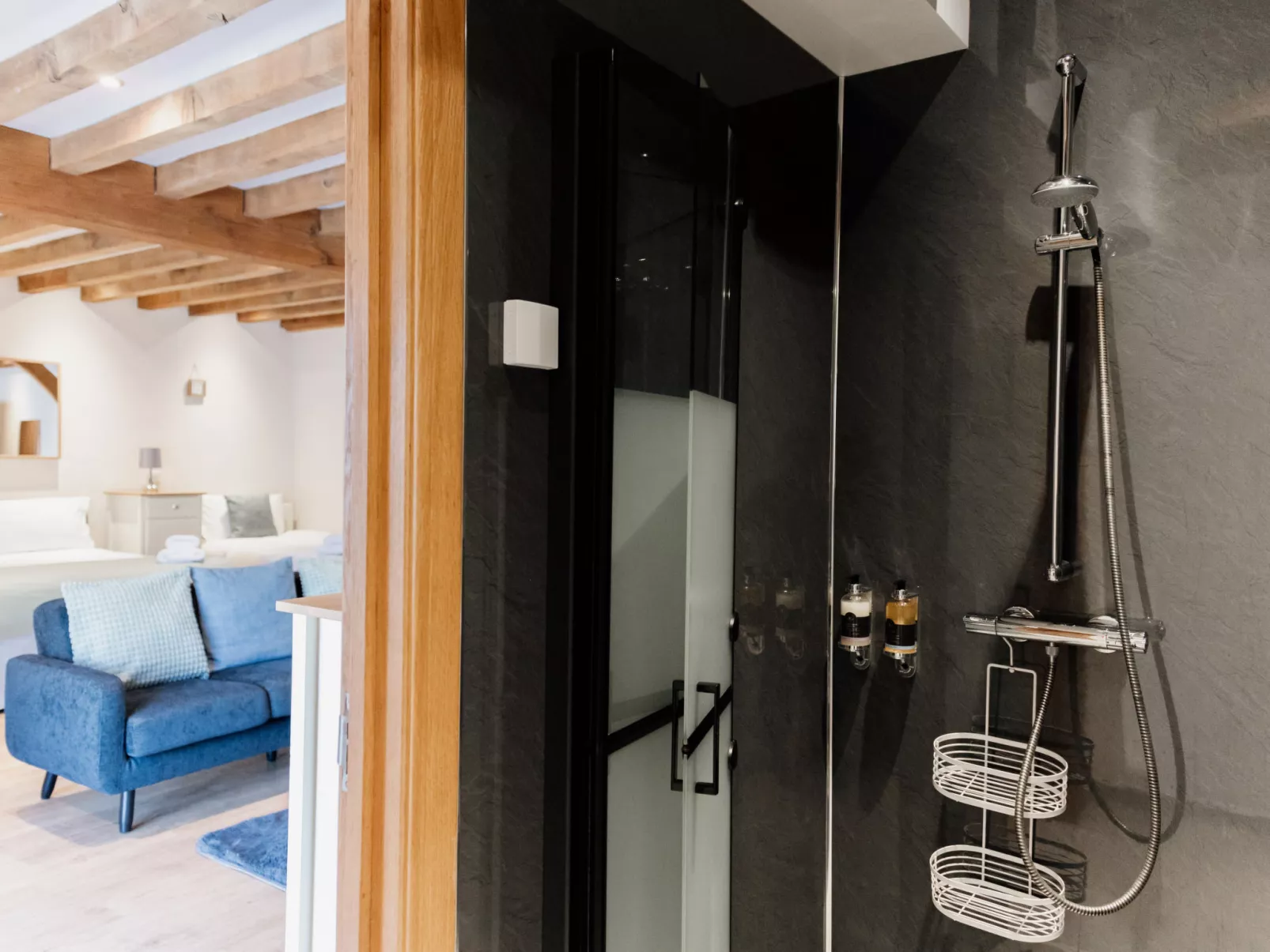 The Welsh Barn-Binnen