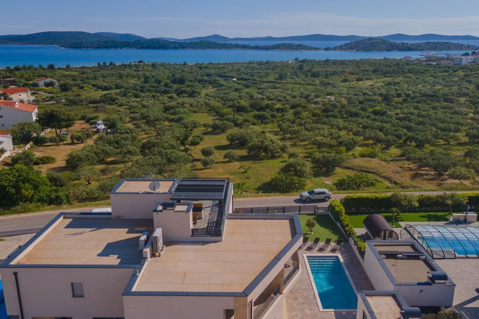 Four-Bedroom Villa With Pool-Uitzicht