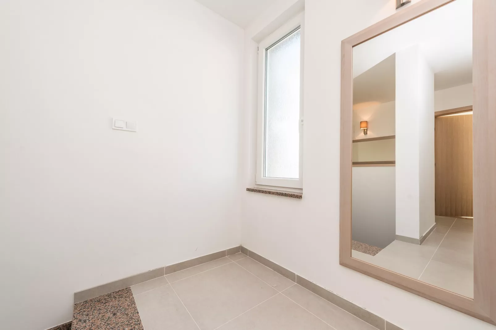 Luxury Escape with Swimming Pool & Modern Design - Four Bedroom Villa with Sea View and Private Pool ( Villa 8)-Binnen