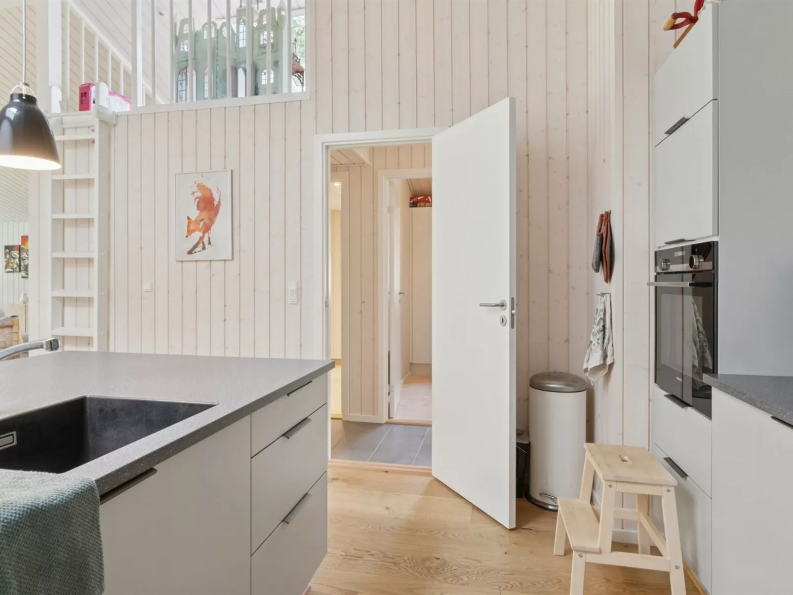 "Ovine" - 1.2km to the fjord-Binnen